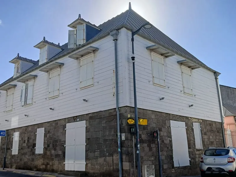 Bâtiment de Rapport locatif CENTRE DE ST DENIS - Photo 1