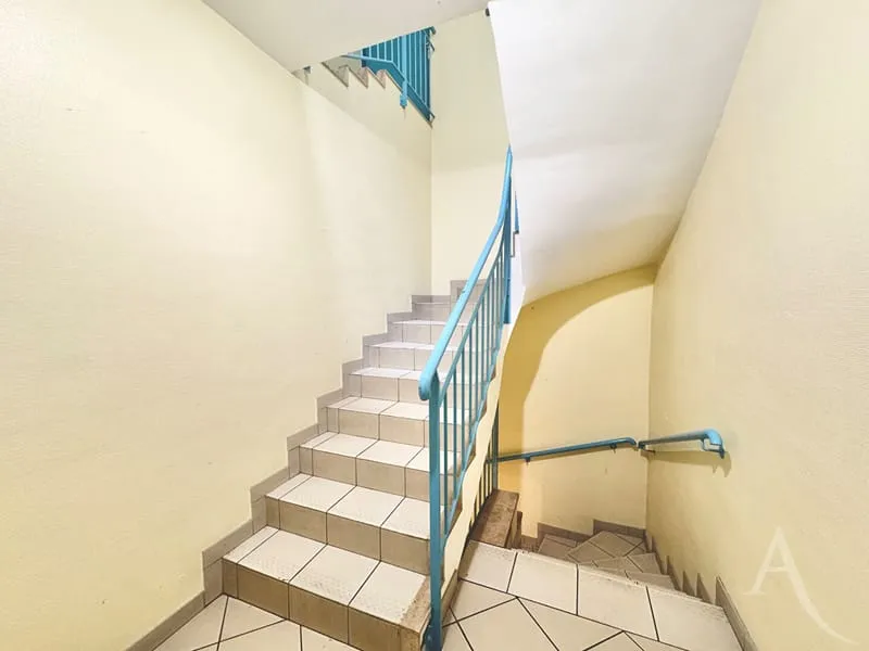 Immeuble de rapport : 4 logements + caves - 10 pièces - YUTZ Mairie - Photo 1