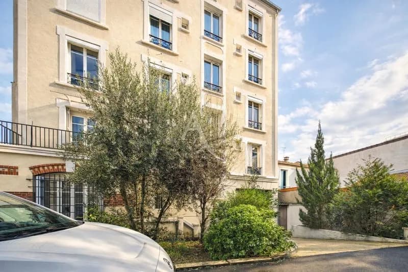 Immeuble Montreuil 425 m2 - Photo 1