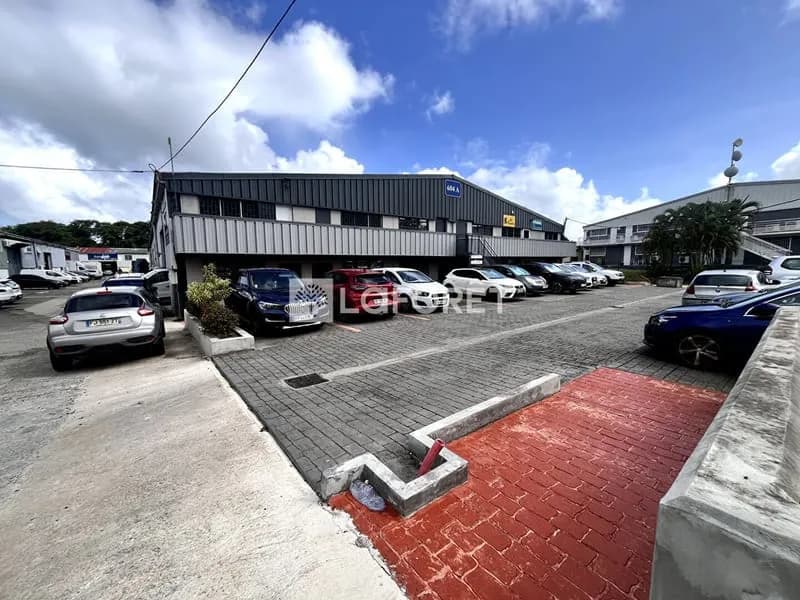 Bureaux - Baie Mahault Jarry Immeuble COLVIL- 135 000 € HAI - Photo 1