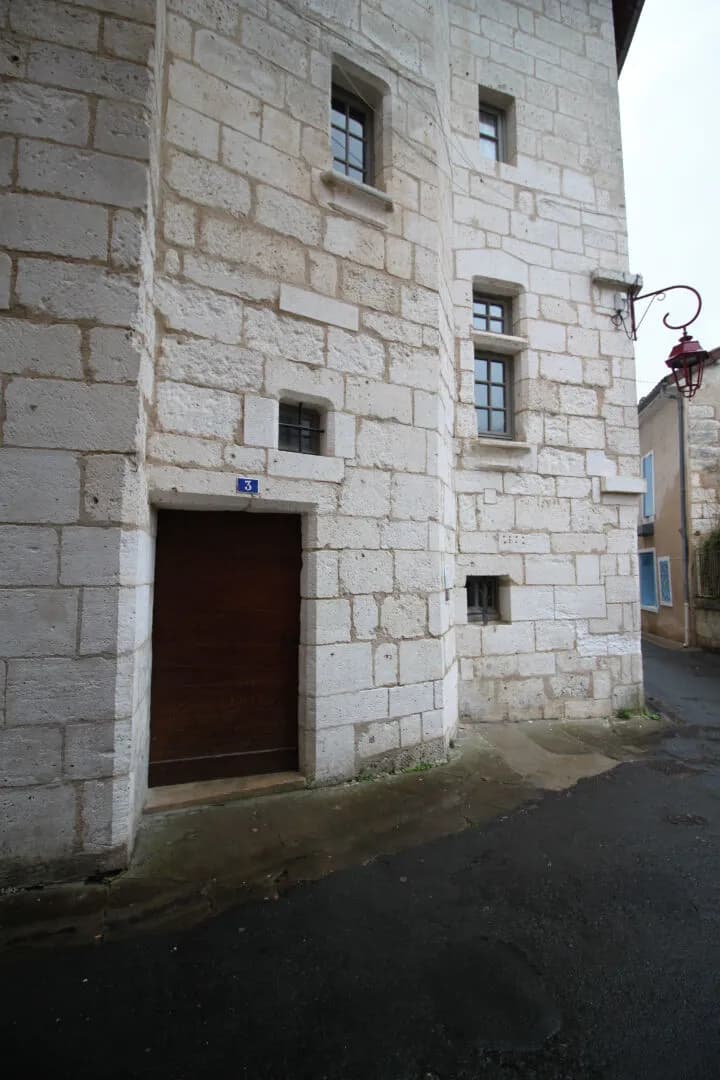 Immeuble de rapport à Brantôme - 11 pièces - 240 m2 - 6 Appartements - Photo 1