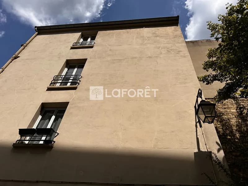 À Vendre - Immeuble de studios Paris 12e - Photo 1