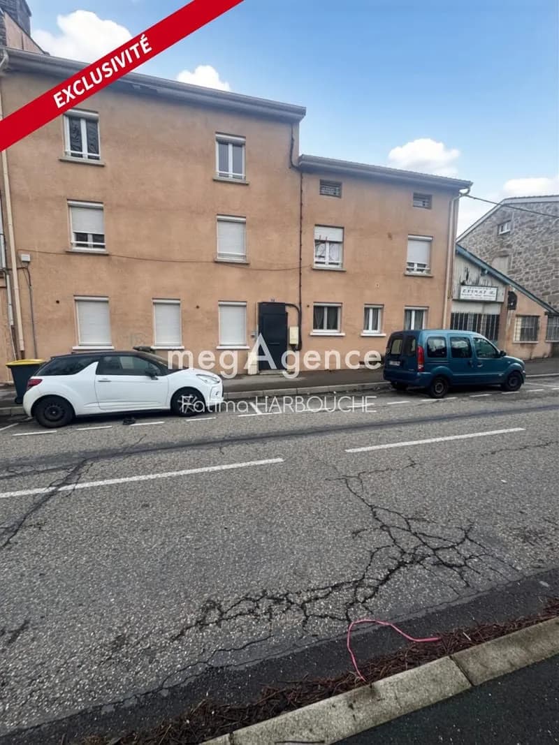 Immeuble de rapport - Le Chambon-Feugerolles (Rue Maxime Gorki) - Photo 1