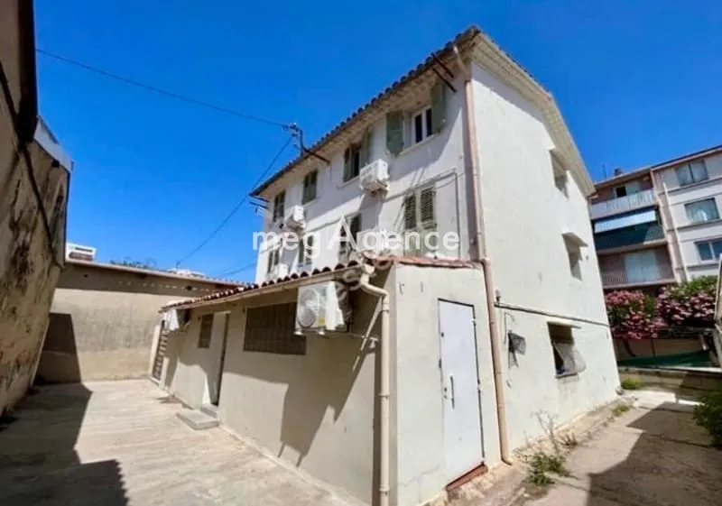 IMMEUBLE DE RAPPORT - 7 LOGEMENTS LOUÉS - - Photo 1