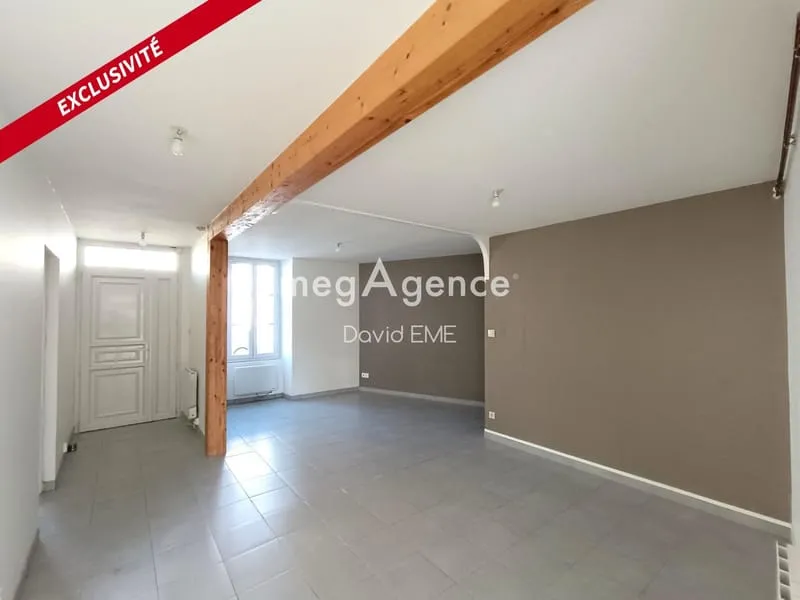 Immeuble 7 Pièces, 136 m2, 4 chambres, AIZENAY - Photo 1