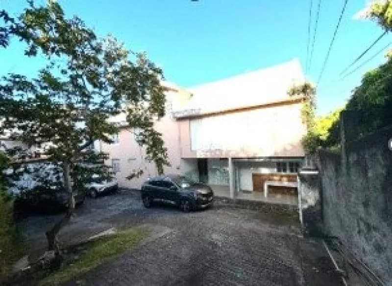 Ensemble immobilier - Photo 1