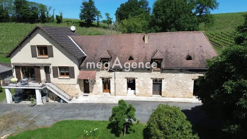 Ensemble immobilier de deux maisons - Photo 1