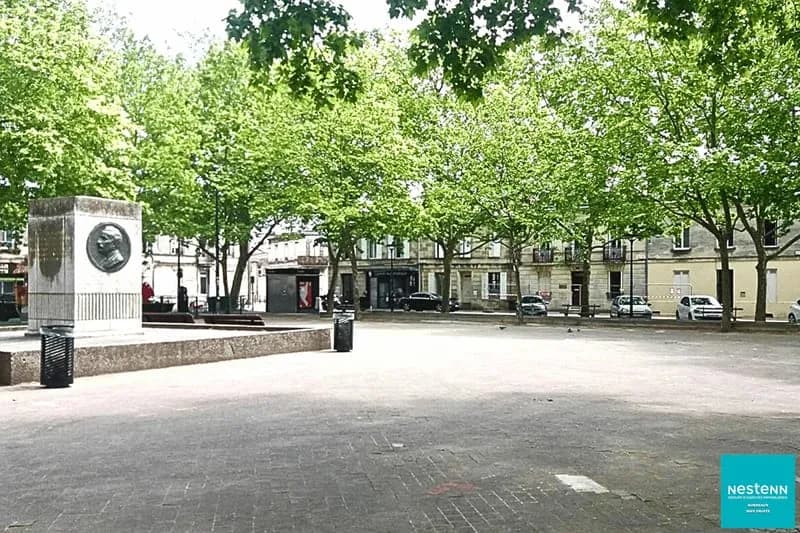 Immeuble de 210 m² à Bordeaux Bastide - Photo 1