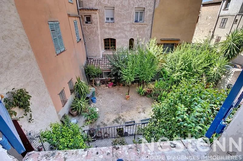 A VENDRE SUR LORGUES -Immeuble en Centre-Ville avec Jardin et Fort Potentiel - Photo 1