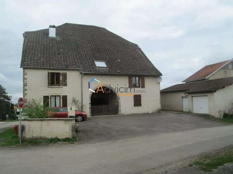 BEL IMMEUBLE POUR INVESTISSEUR - Photo 1