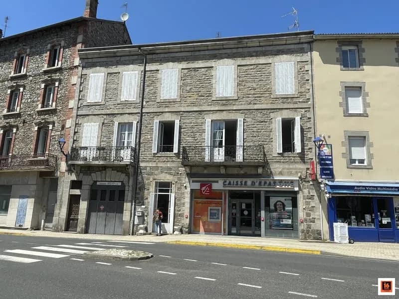 Immeuble comprenant une maison en pierre et du locatif - Photo 1