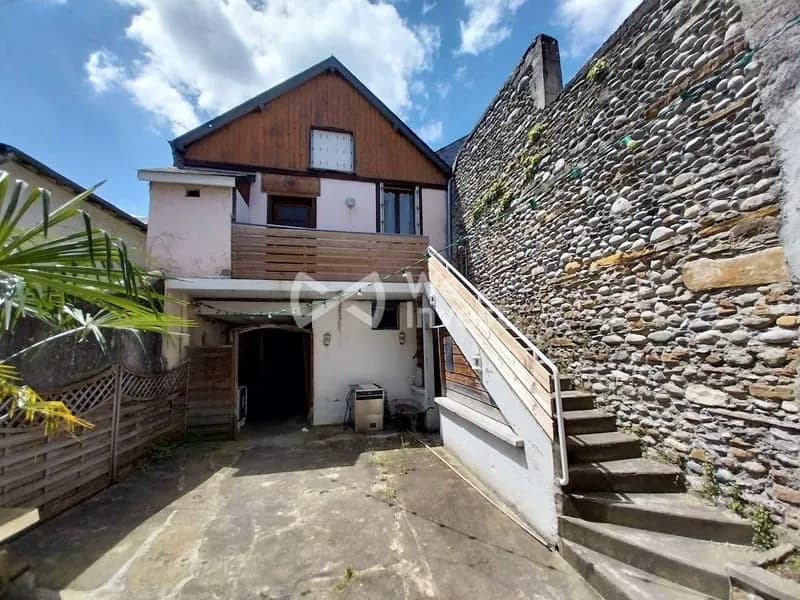 Immeuble à Nay (64800) - Photo 1