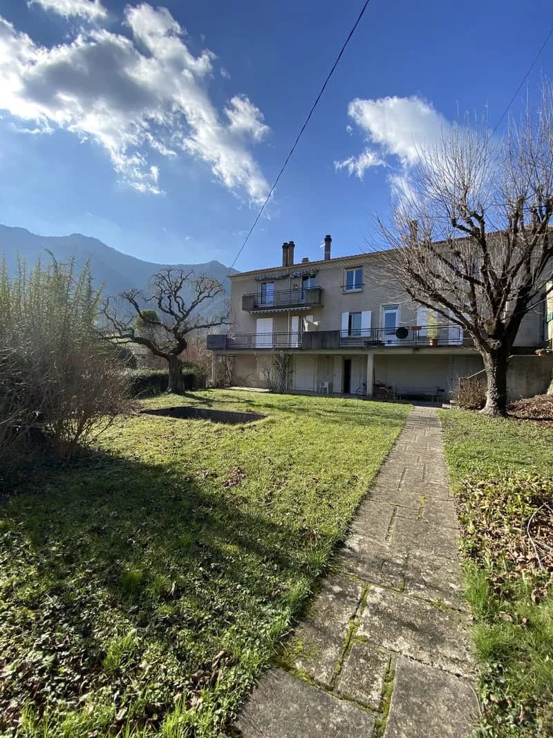 Lot de 2 appartements avec dépendance - Photo 1
