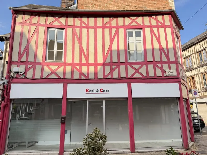 Immeuble à vendre Bernay - Photo 1