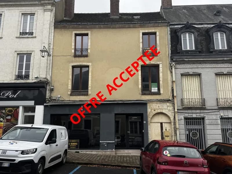 Immeuble de rapport situé en Hypercentre de Nogent le Rotrou - Photo 1