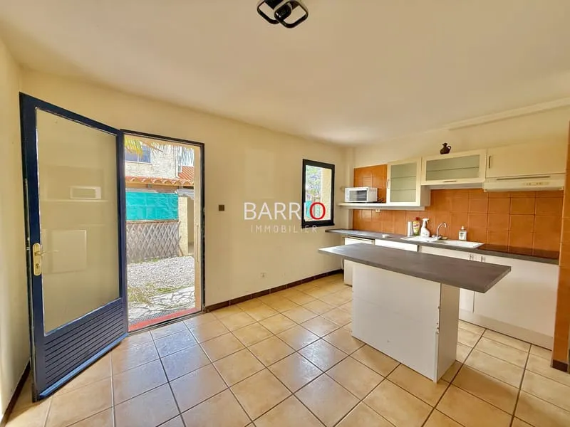Immeuble de rapport de 3 appartements - Saint-Cyprien Plage - Photo 1