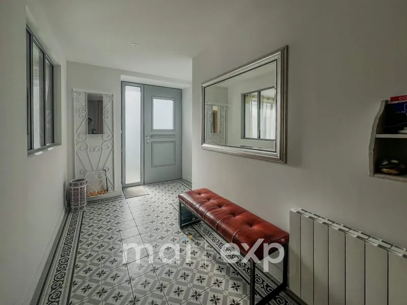 Maison vue mer à vendre à Quiberon - Immeuble rénové avec - Photo 1