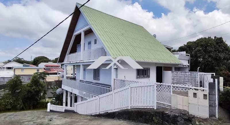 Immeuble rentable à La Rivière Saint-Louis - Photo 1