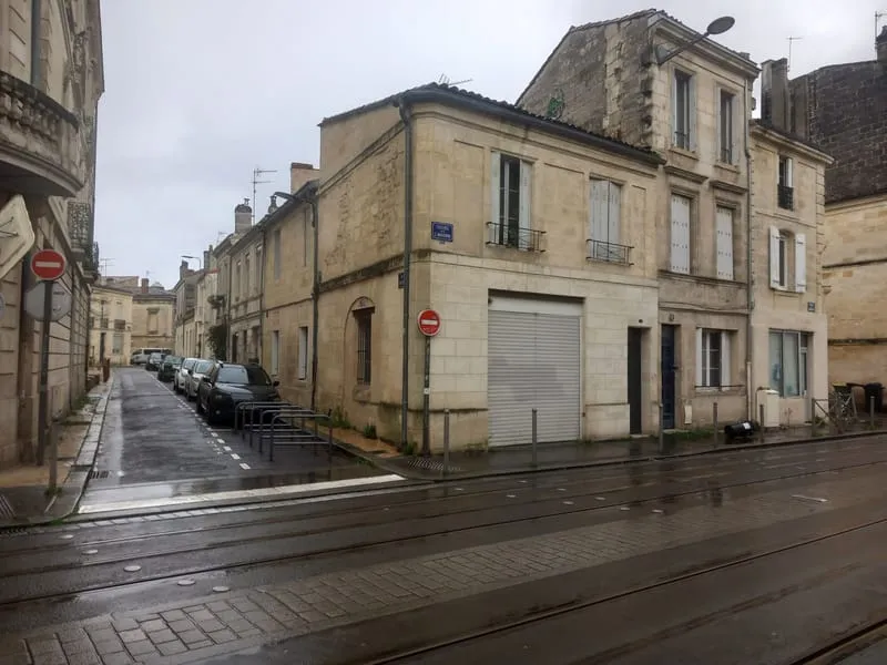 Magnifique immeuble en pierres, immeube de rapport - Photo 1