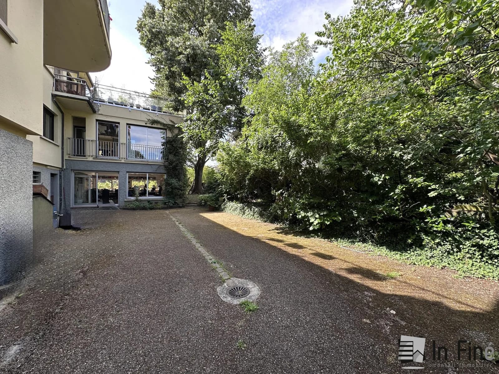 Ostwald Ensemble immobilier divisible de 490/535m2 dans petite c - Photo 1