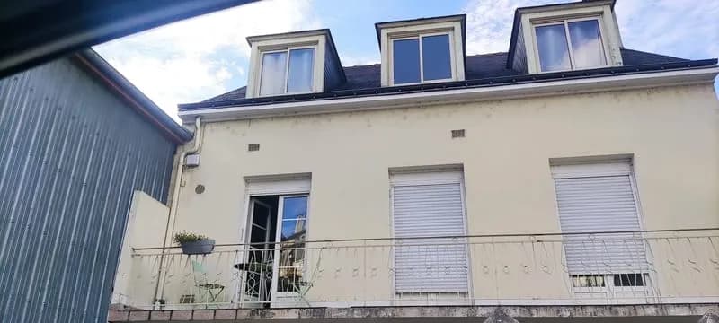 Immeuble à vendre La Riche - Photo 1