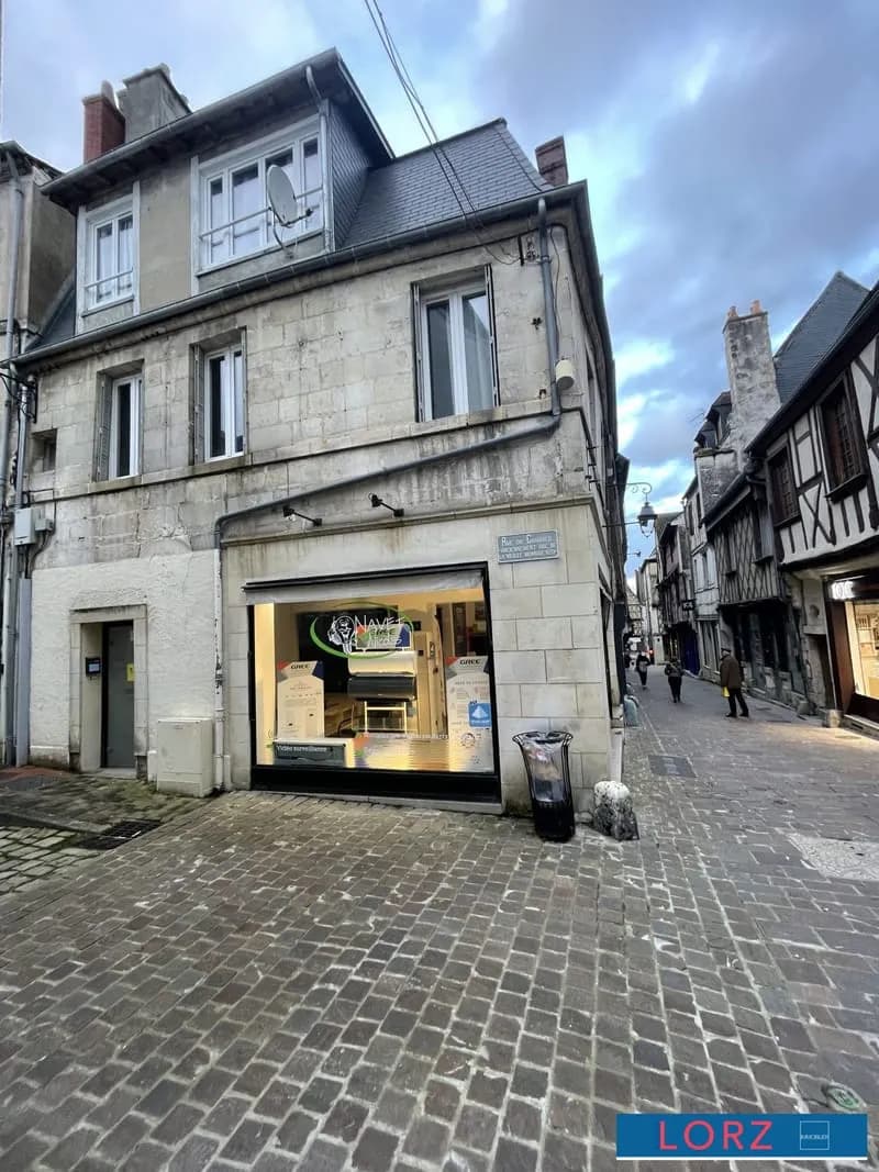 Bel immeuble de 129m² en hyper Centre Ville - Photo 1