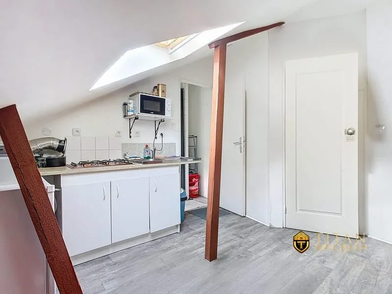 INVESTISSEURS - 5 STUDIOS & LOCAL COMMERCIAL - Photo 1