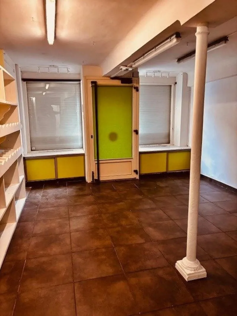 Commerce neutre et son logement - Photo 1