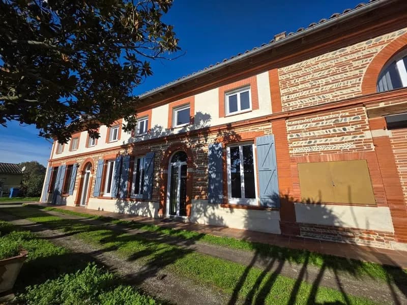 Beaucoup de potentiel pour cette belle Toulousaine - Photo 1