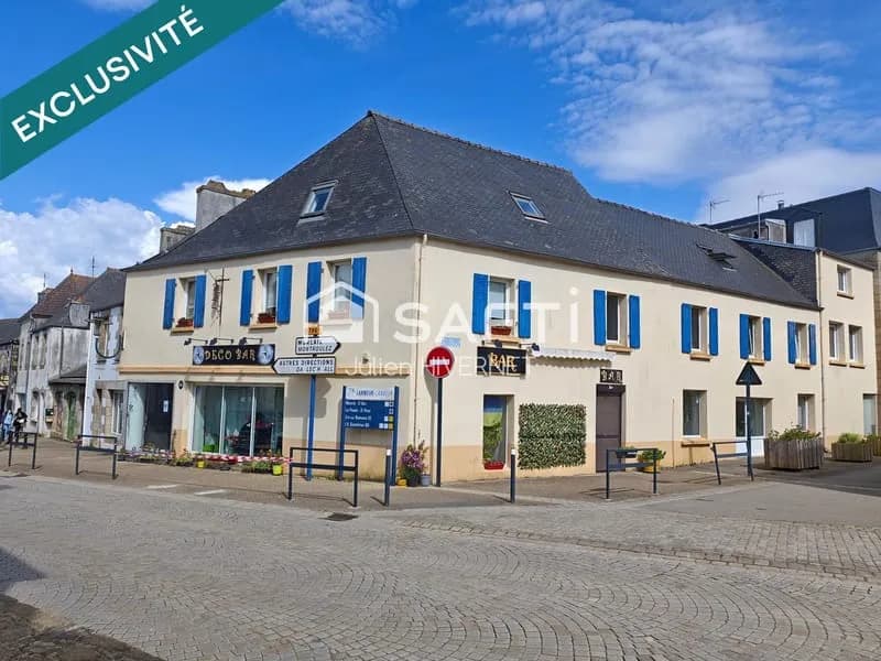 Immeuble mixte avec local commercial et ses deux duplex - Photo 1