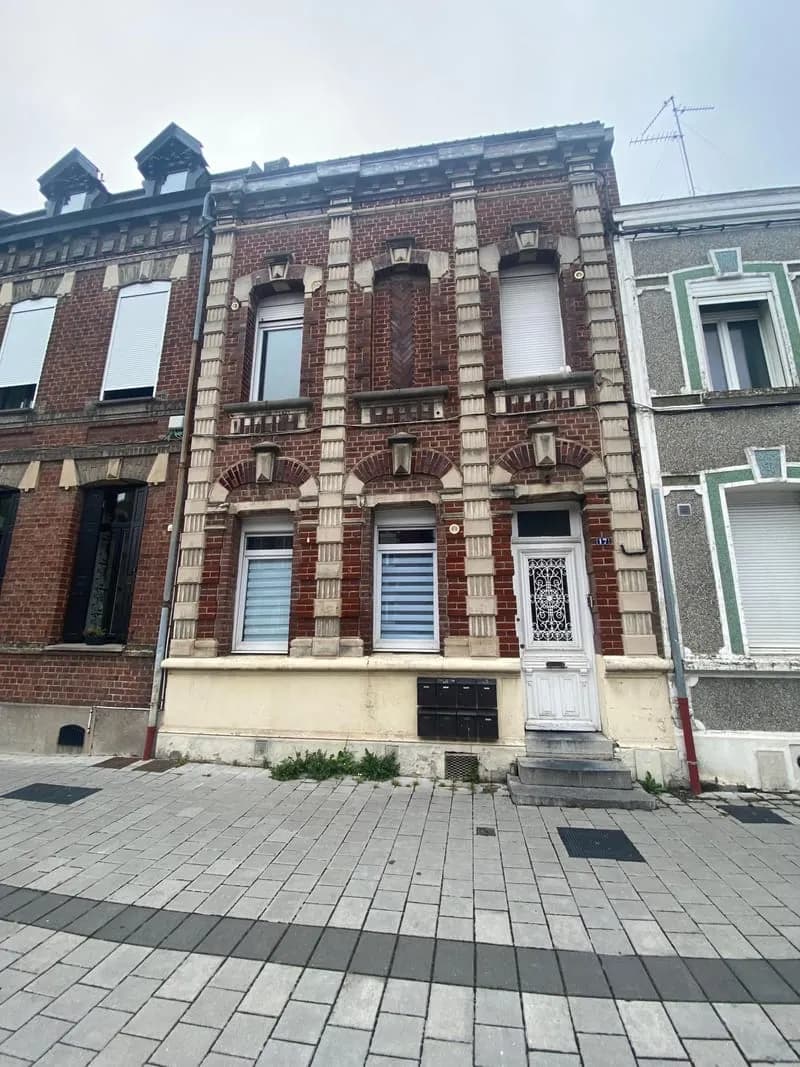 IMMEUBLE DE RAPPORT - Photo 1