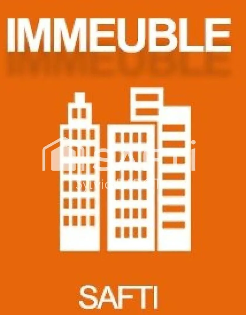 LE PRADET CENTRE IMMEUBLE 3 LOTS - Photo 1