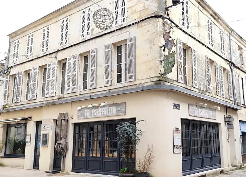 Immeuble rentable en centre ville / 200 m² - Photo 1
