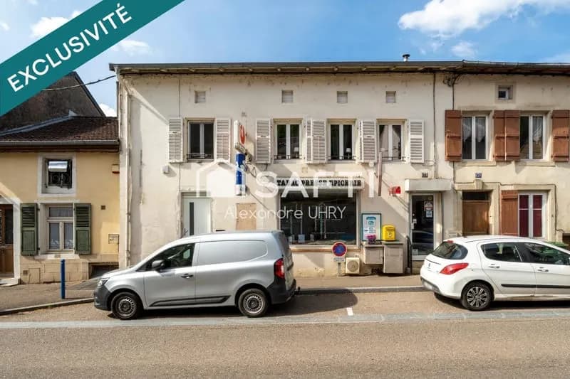 Immeuble de 200 m2 avec un grand garage ! - Photo 1