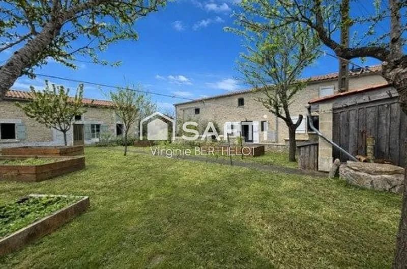 BEL ENSEMBLE IMMOBILIER COMPOSE DE 2 MAISONS EN PIERRE / TERRAIN CONSTRUCTIBLE A AIFFRES ! - Photo 1