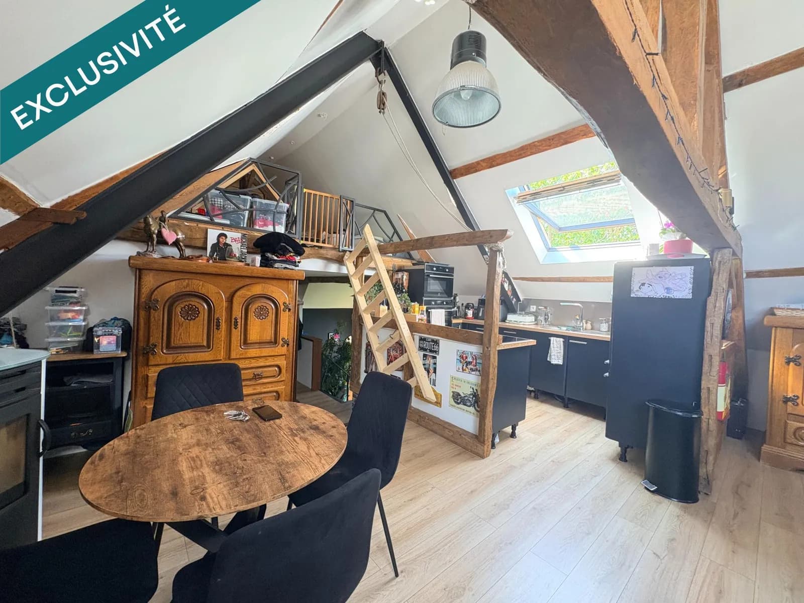 Ensemble immobilier comprenant 1 local commercial et un appartement sur un axe principal - Photo 1