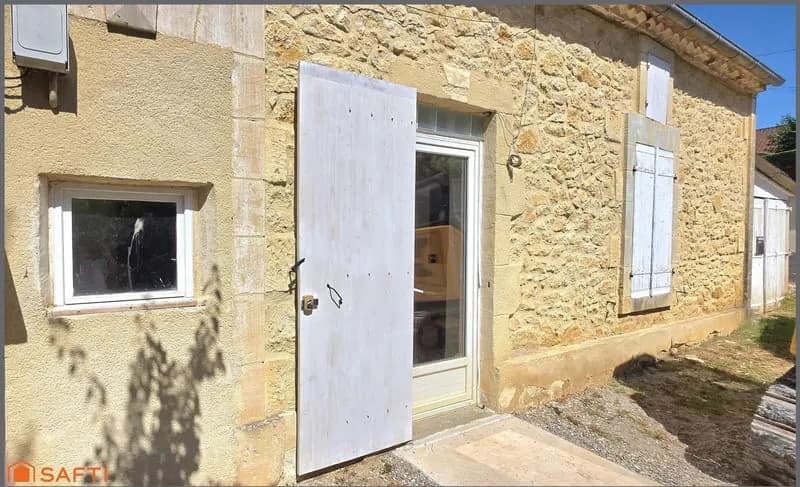 Ensemble immobilier composé de deux maisons de plain-pied à finir et jardin. - Photo 1