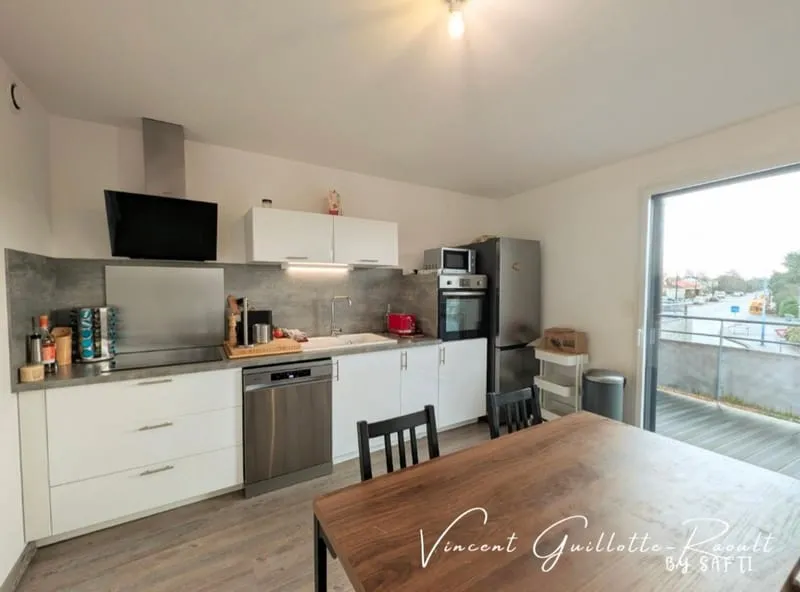 Ensemble de 4 Appartements-4 places de stationnements - Photo 1