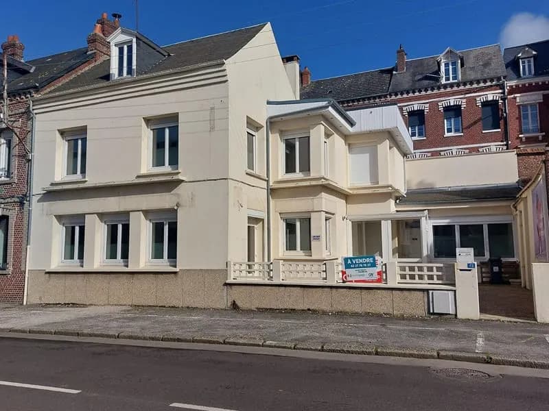 Immeuble Eu - Photo 1