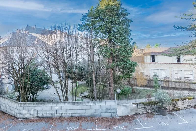 A vendre - Ensemble Immobilier - Lons Le Saunier - 134 m2 environ. - Photo 1