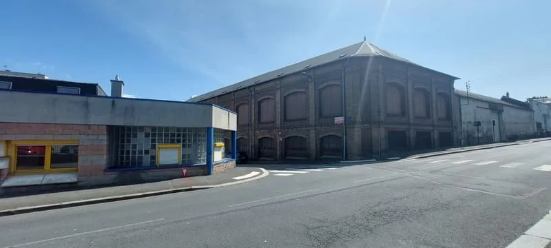 Immeuble en Monopropriété, opportunité d'investissement à Elbeuf ! - Photo 1