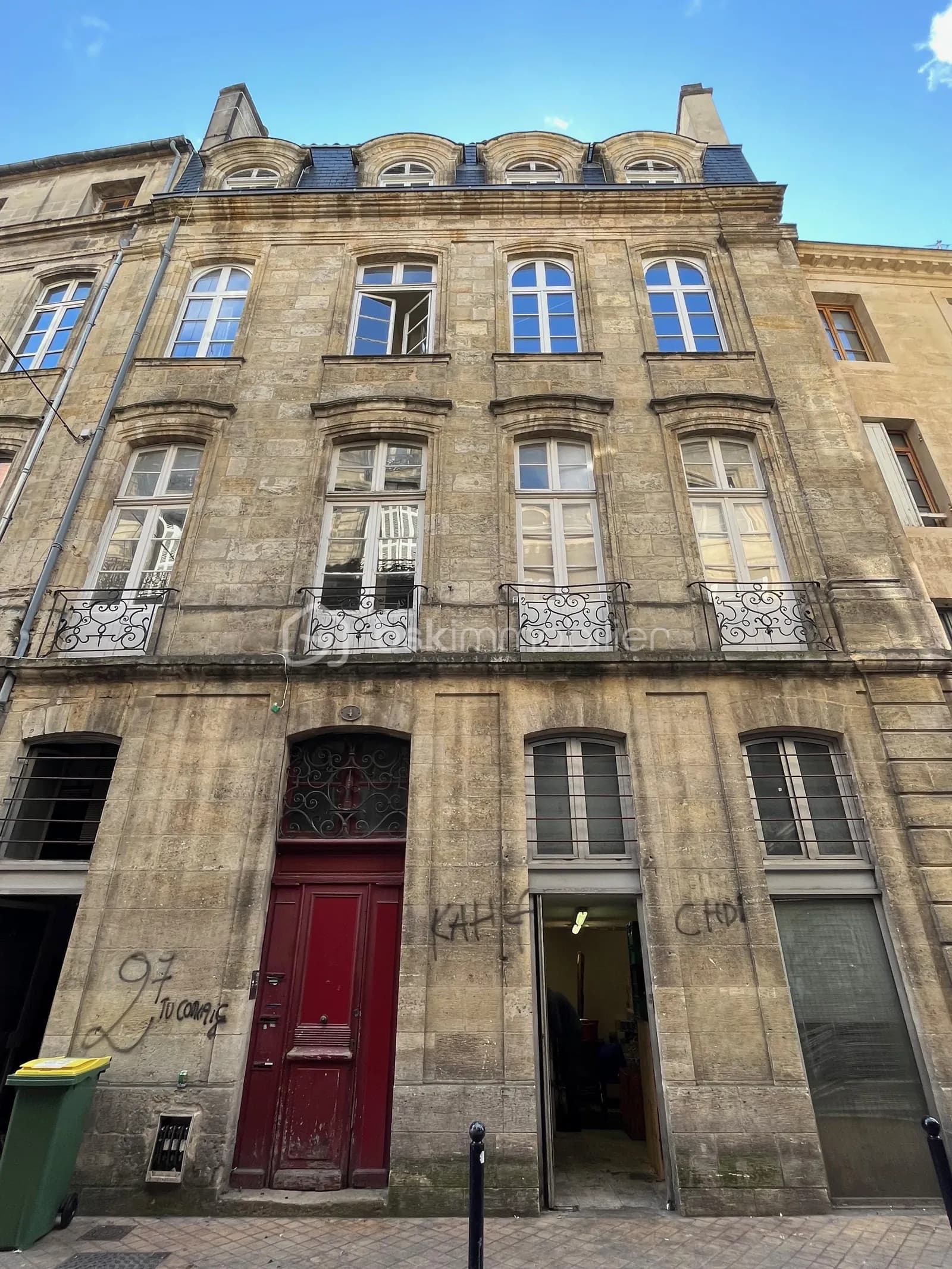 Immeuble de rapport 10 pièces 225 m² - Photo 1