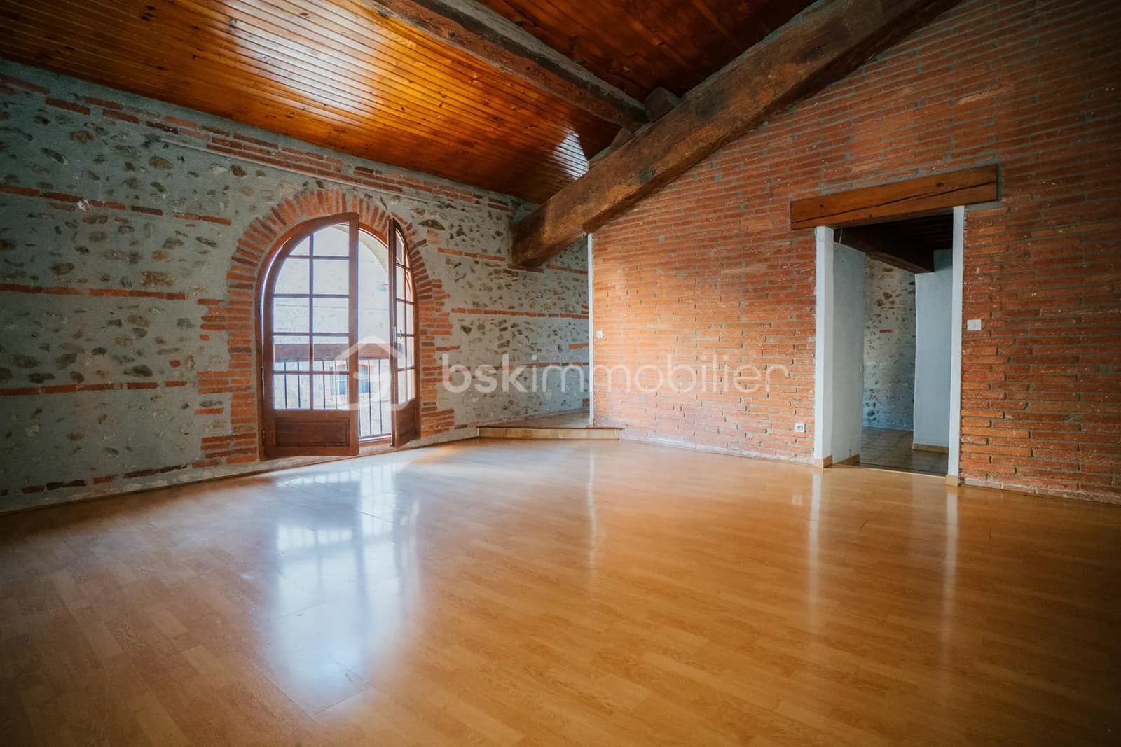 Immeuble 6 pièces 270 m² - Photo 1