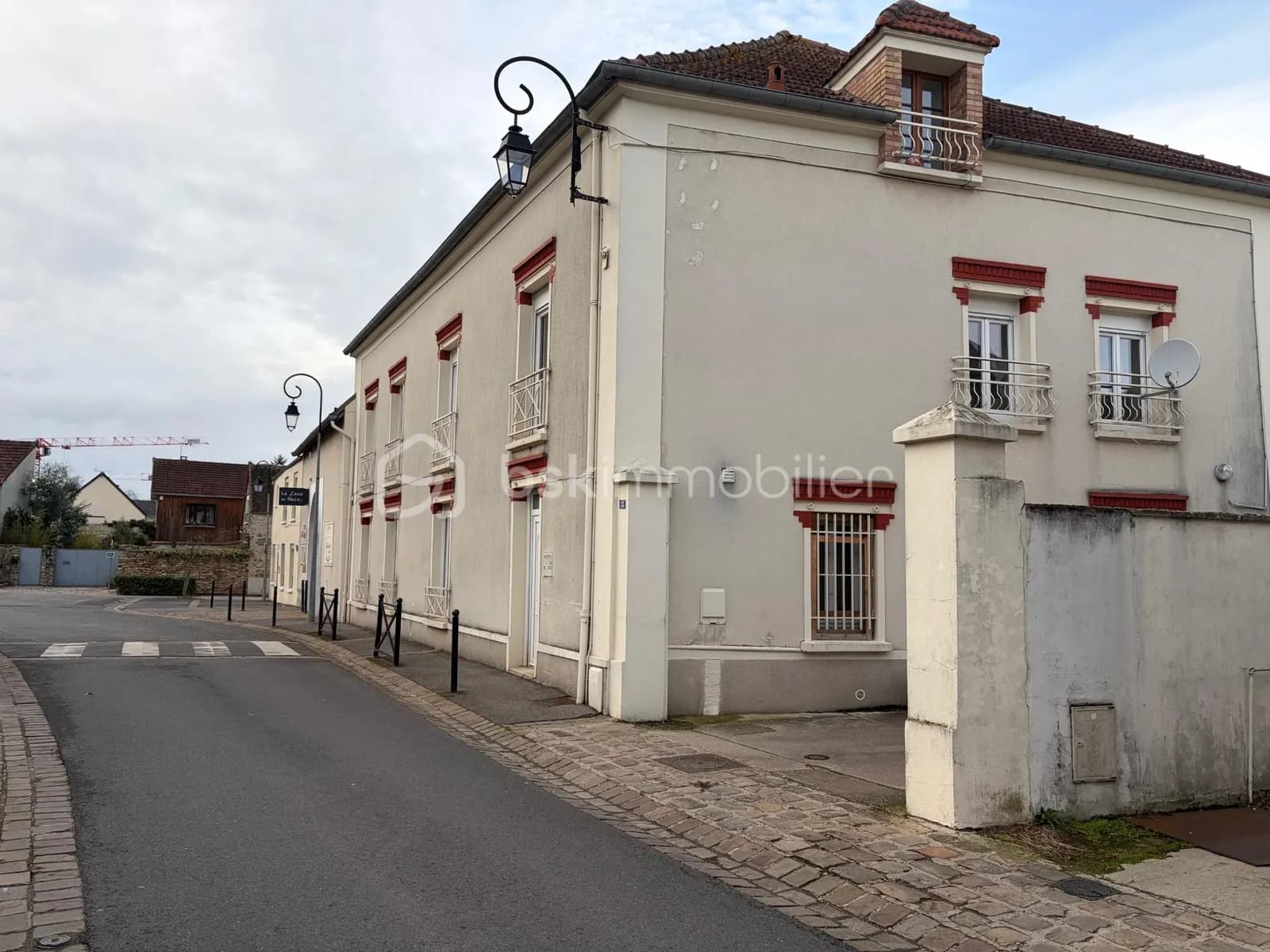 Immeuble de rapport 12 pièces 260 m² - Photo 1