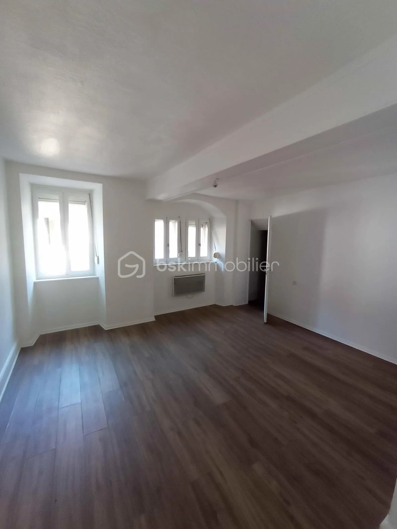 Immeuble 7 pièces 212 m² - Photo 1