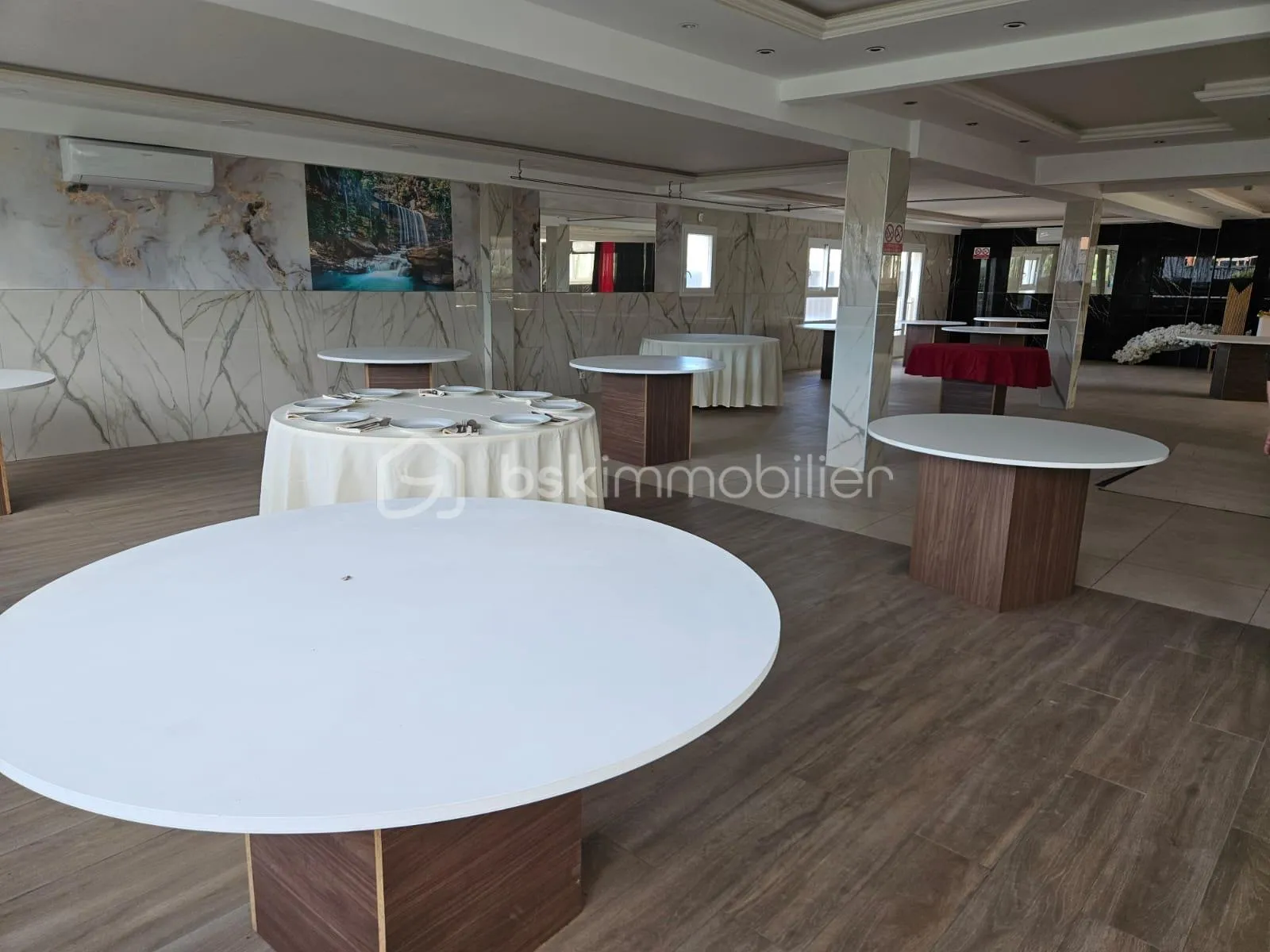 Immeuble 3 pièces 705 m² - Photo 1