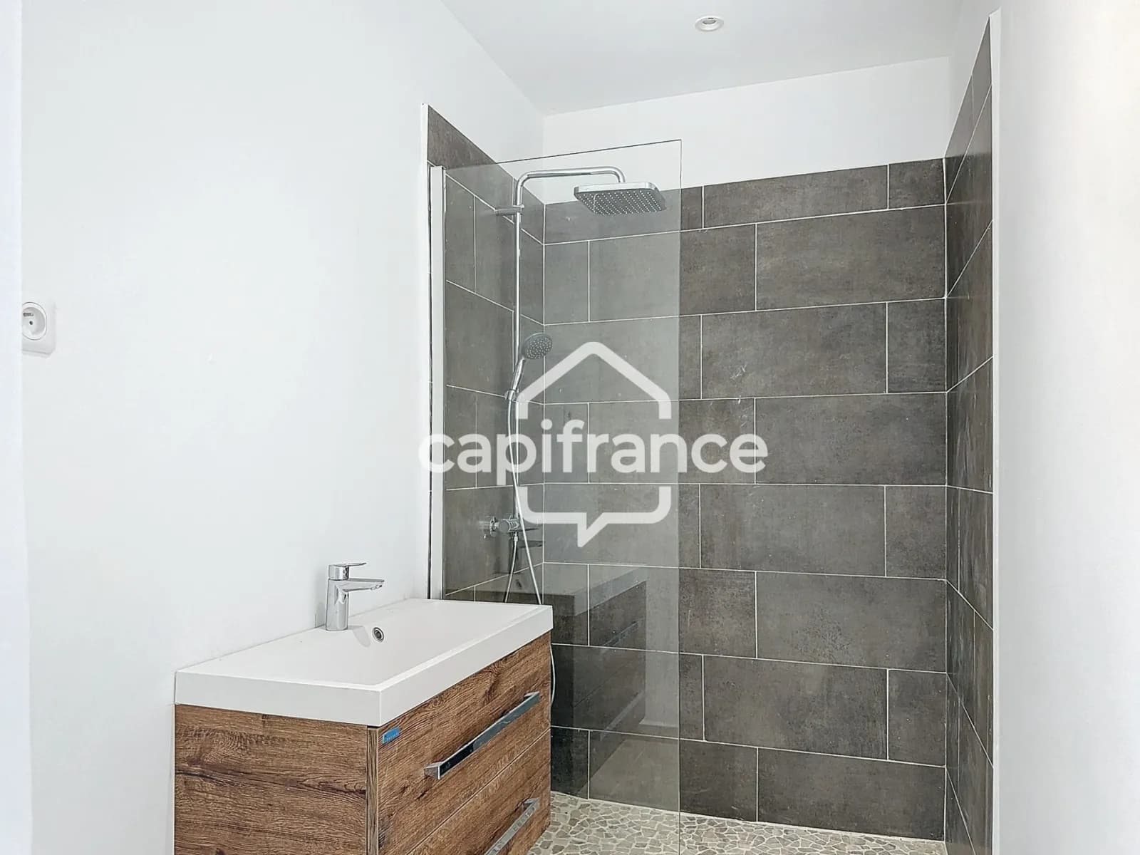 Immeuble 18 pièces 529 m² - Photo 1