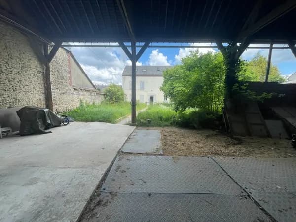 Immeuble de rapport 6 pièces 763 m² - Photo 1