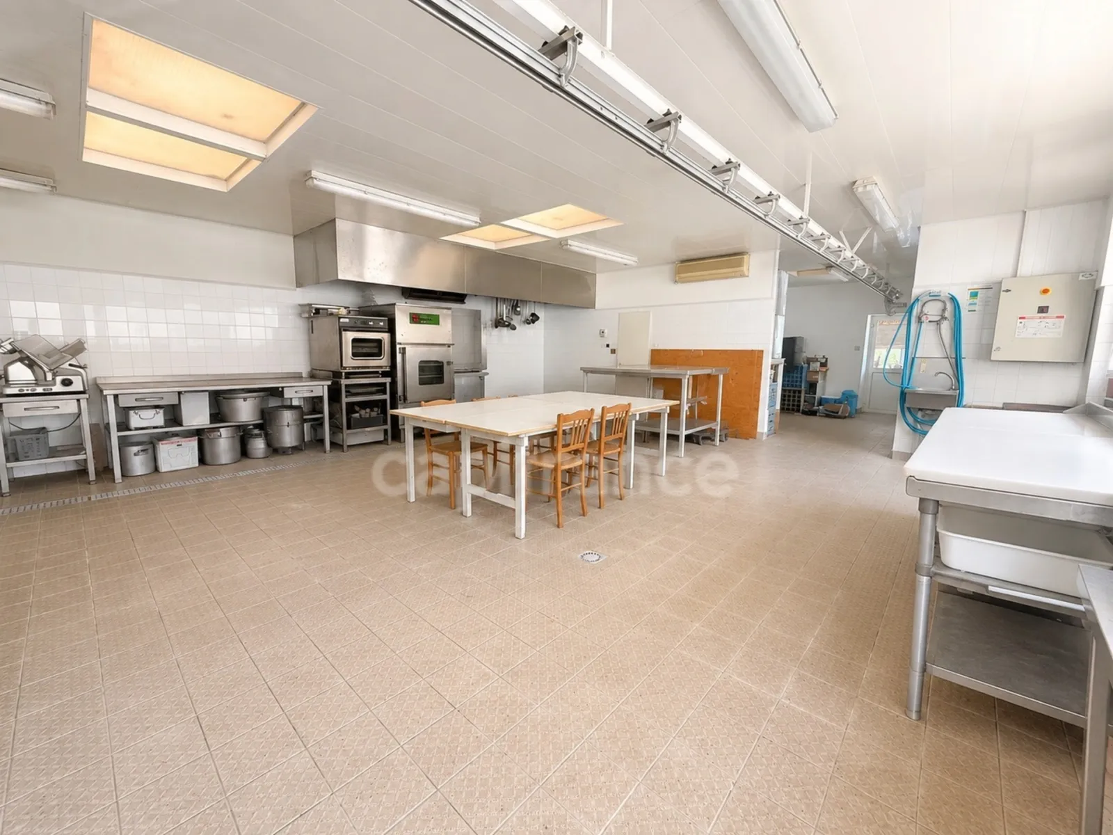 Immeuble de rapport 16 pièces 479 m² - Photo 1