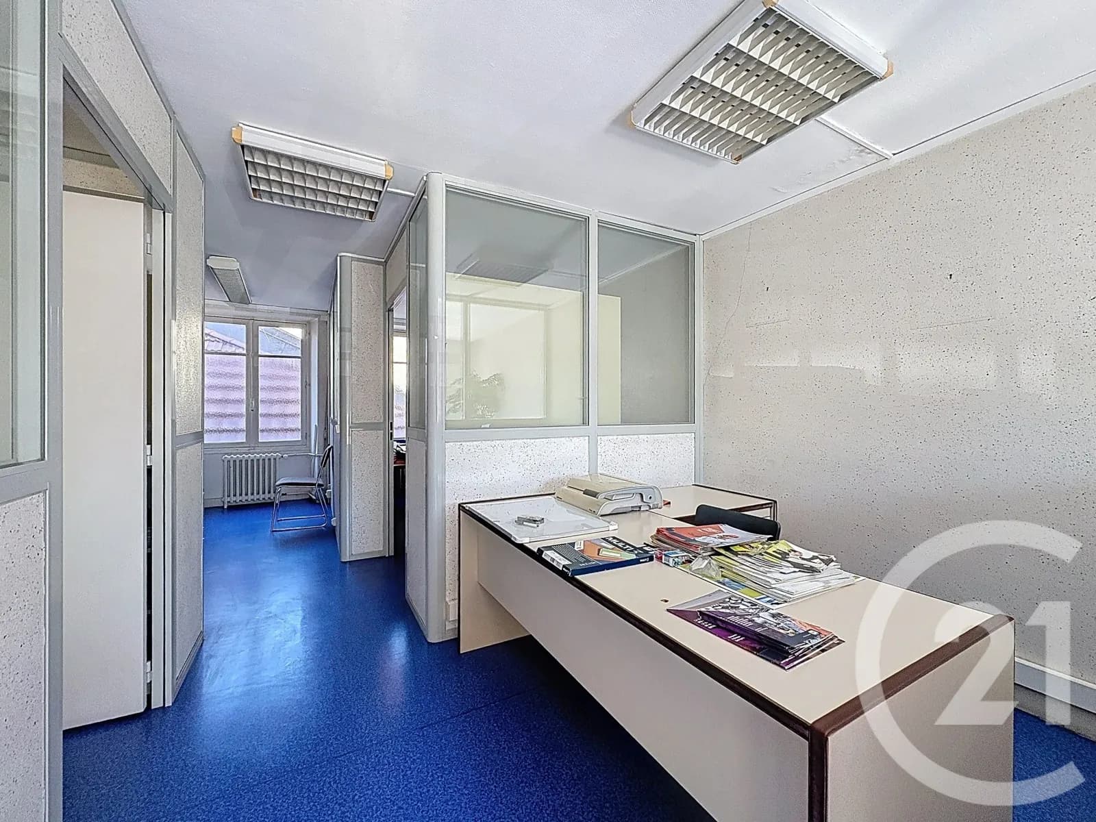 Immeuble 250 m² - Photo 1